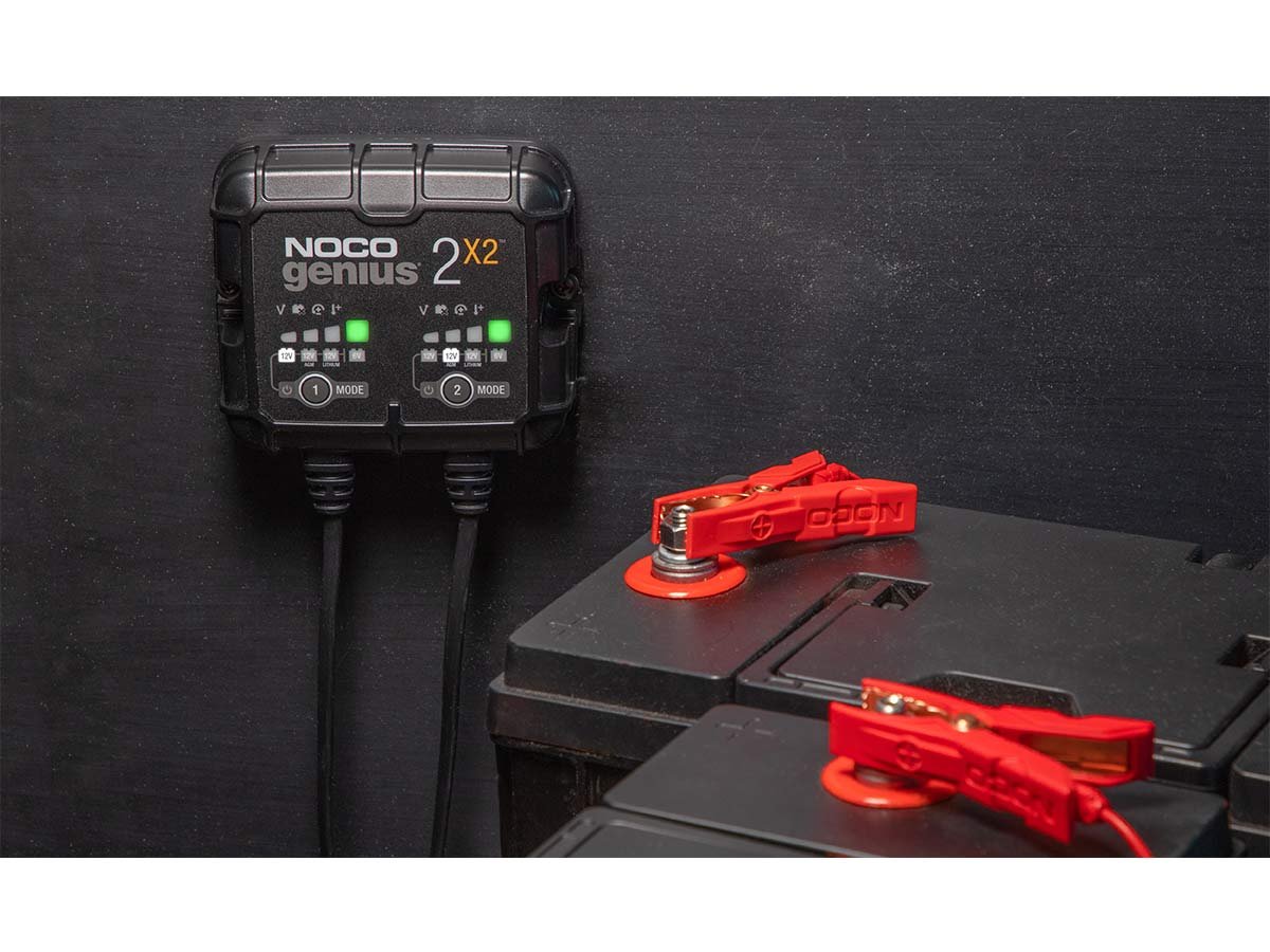 NOCO GENIUS2X2 2-Bank 4A Smart Battery Charger — view 4