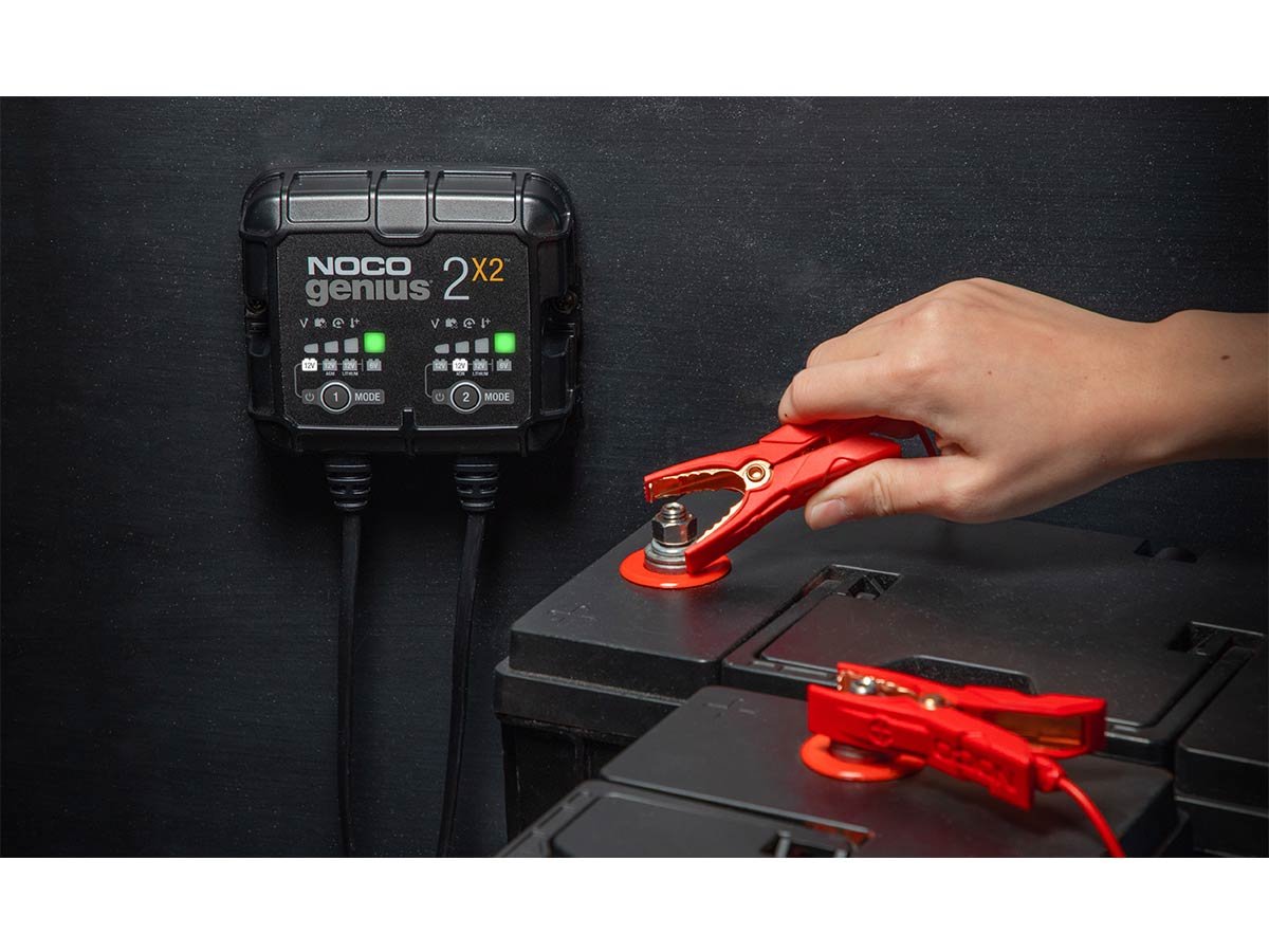 NOCO GENIUS2X2 2-Bank 4A Smart Battery Charger — view 5